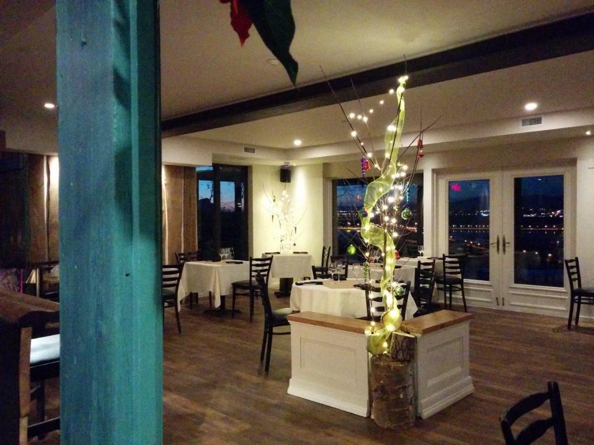 Les Ancetres Auberge & Restaurant St-Pierre-de-l'Île-d'Orléans Buitenkant foto